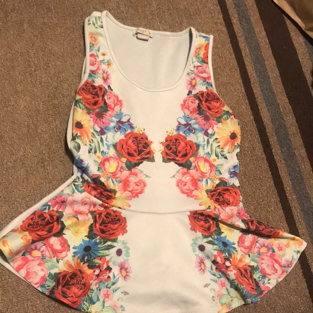 Floral light gray peplum shirt